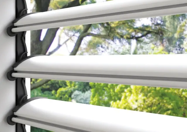 Adjustable slat detail