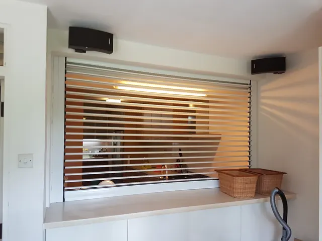 Rolltek with slats open